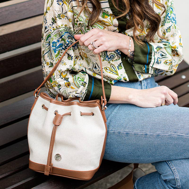 TRUDY B - Small Bucket In Canvas And Hammered Leather: Coral