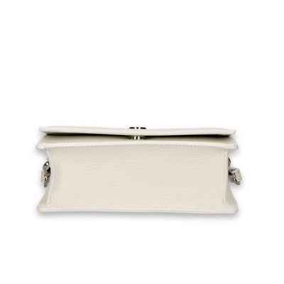 Riviera B- Leather Flap Bag and details in Raffia