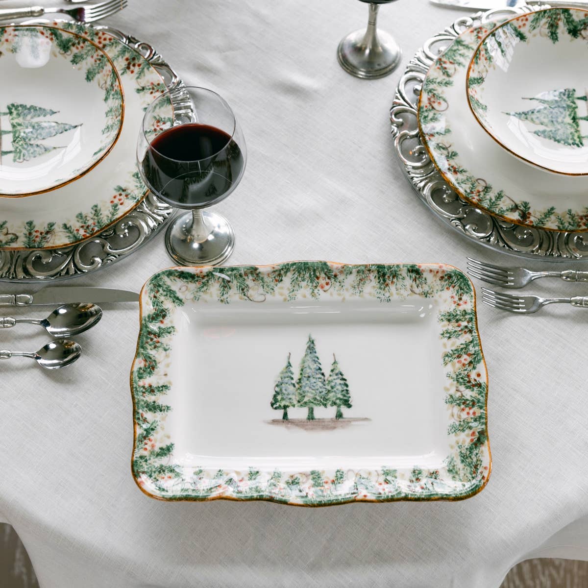 Natale Scalloped Medium Rectangular Tray